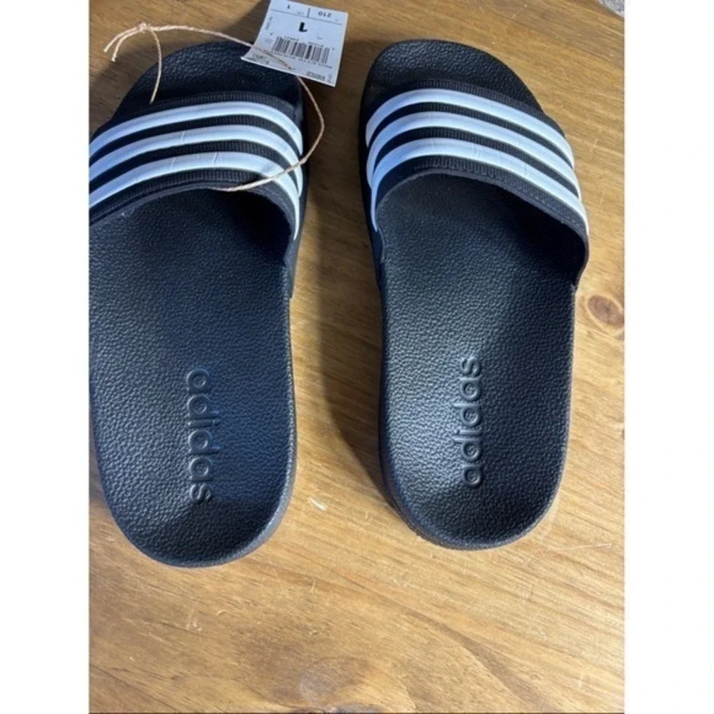 Adidas Kids Youth SZ 1 Adilette Shower Slides Black‎ White Summer Swim NEW
